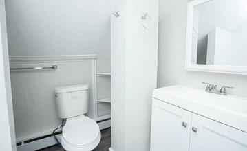 64 Pleasant St in Providence, RI - Building Photo - Building Photo