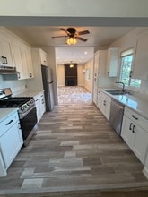 1134 E 5th Ave in Escondido, CA - Building Photo - Building Photo