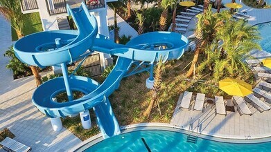 5223 Liberty Ln, Unit C in Westlake, FL - Building Photo - Building Photo