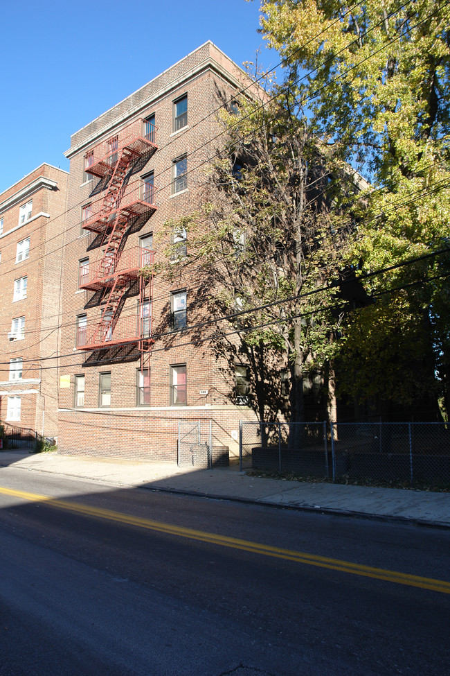 163 Radford St in Yonkers, NY - Foto de edificio - Building Photo