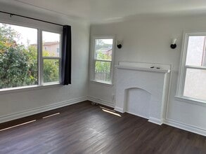 1905 S Alma St, Unit 1905 in Los Angeles, CA - Building Photo - Building Photo