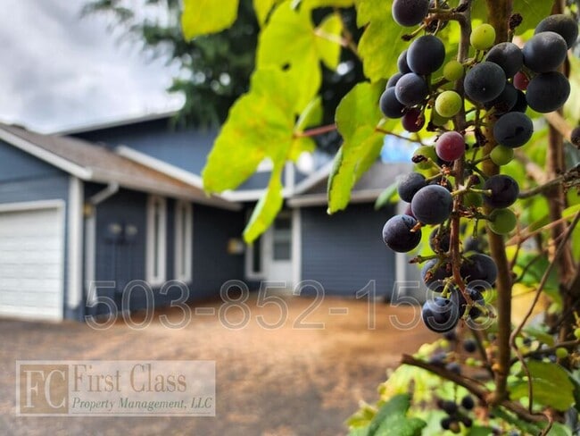 4319 SE 37TH Ave in Portland, OR - Building Photo - Building Photo