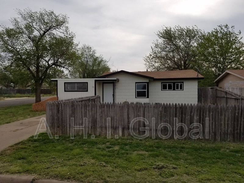 4201 S Bowie St in Amarillo, TX - Building Photo