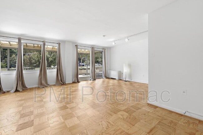 property at 10201 Grosvenor Pl