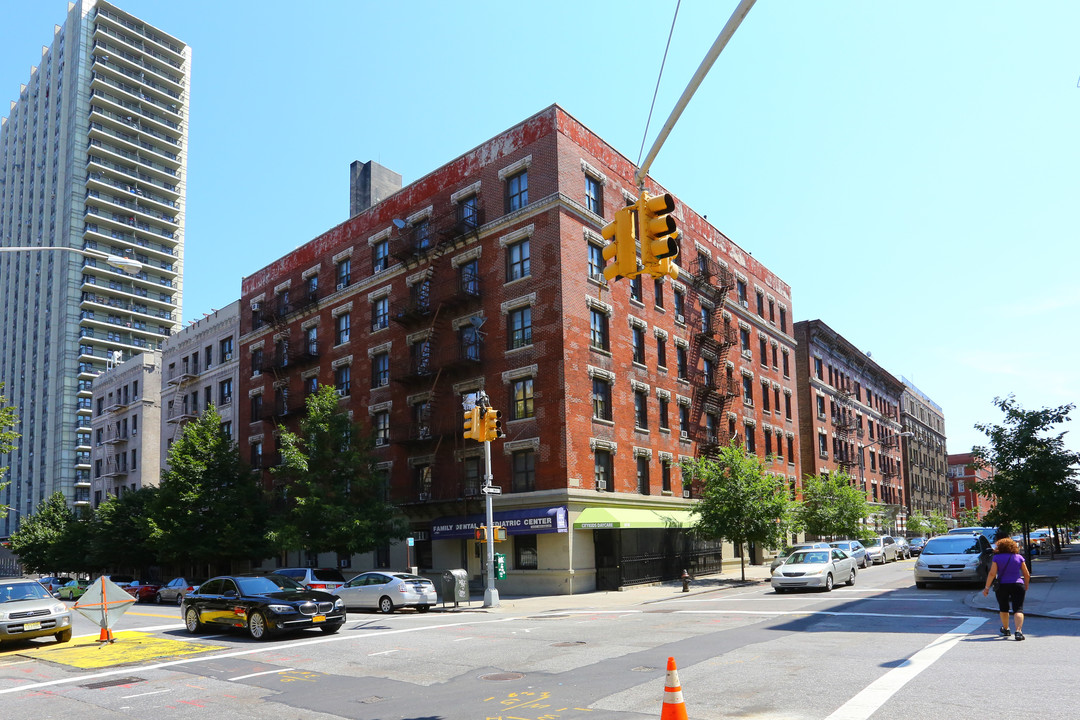 611 W 177th Street in New York, NY - Foto de edificio