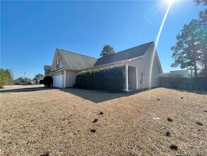 60 Chinkapin Oak Cir in Bunnlevel, NC - Building Photo - Building Photo