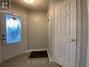 618 Leatherleaf Dr in Mississauga, ON - Building Photo - Building Photo