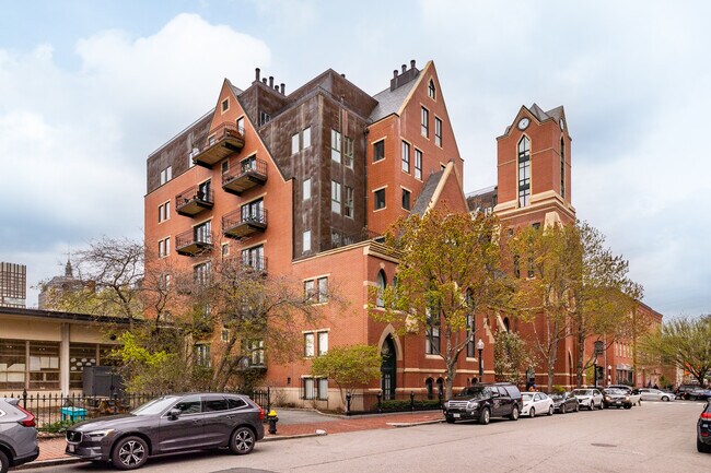 Clarendon Square in Boston, MA - Foto de edificio - Building Photo