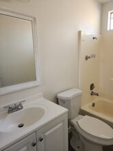 2013 Morada Ct in Hemet, CA - Building Photo - Building Photo