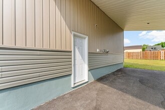 101 Main St E in Mississippi Mills, ON - Building Photo - Building Photo