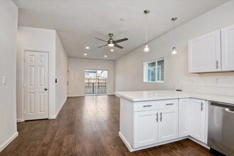 2873 L St in San Diego, CA - Building Photo - Building Photo