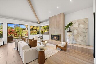 47 N Kavenish Dr in Rancho Mirage, CA - Building Photo - Building Photo