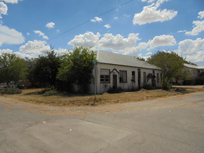 401 Margaret St in Kenedy, TX - Building Photo - Other