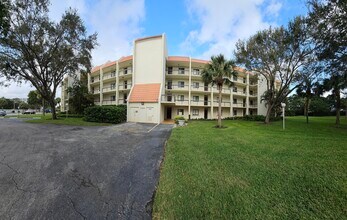 2500 105th Ave N in West Palm Beach, FL - Building Photo - Building Photo