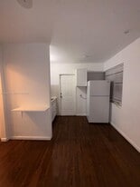 1955 Taylor St in Hollywood, FL - Building Photo