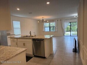 831 Remington Green Dr SE in Palm Bay, FL - Building Photo - Building Photo