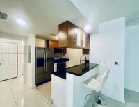 601 NE 23rd St, Unit 507 in Miami, FL - Building Photo - Building Photo