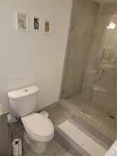 5350 NW 84th Ave, Unit 714 in Doral, FL - Building Photo - Building Photo