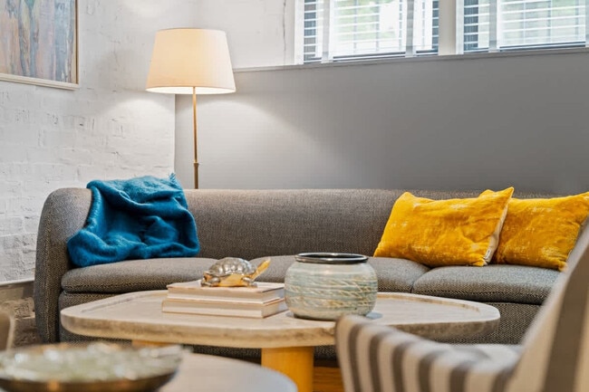 1520 W Berteau Ave in Chicago, IL - Building Photo - Building Photo