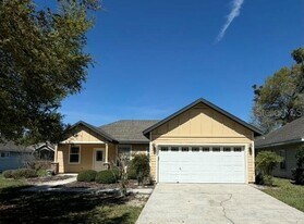 8992 SW 79th Ave in Gainesville, FL - Building Photo