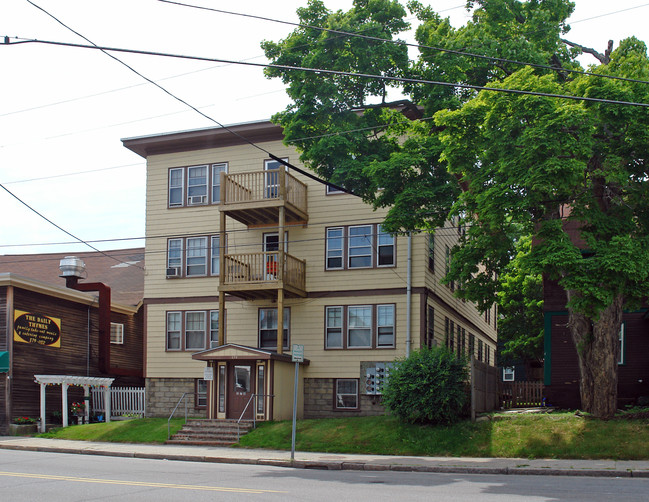 278 Woodford St in Portland, ME - Building Photo - Building Photo