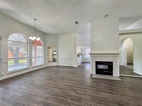 3614 Parkmead Dr in Arlington, TX - Building Photo - Building Photo