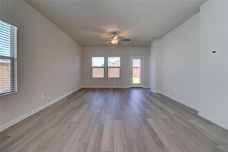 4104 Zoe Ln in Farmersville, TX - Building Photo - Building Photo