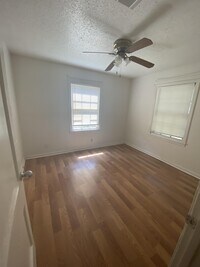 5126 Kelso St photo'