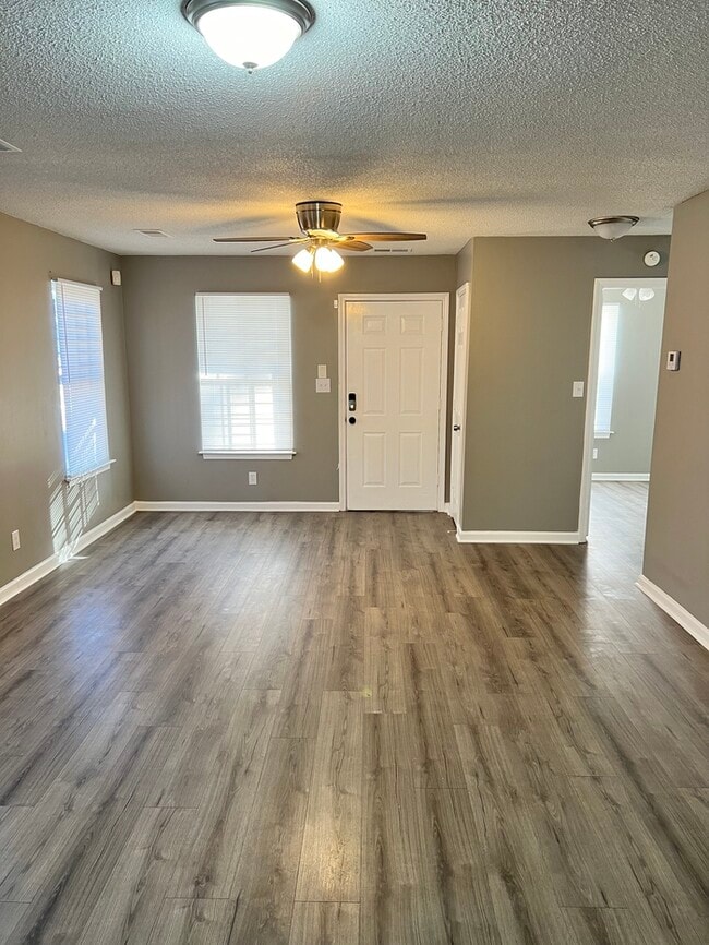 106 W Dison Ave in Memphis, TN - Building Photo - Building Photo