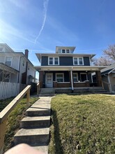 408 Eastern Ave in Indianapolis, IN - Foto de edificio - Building Photo