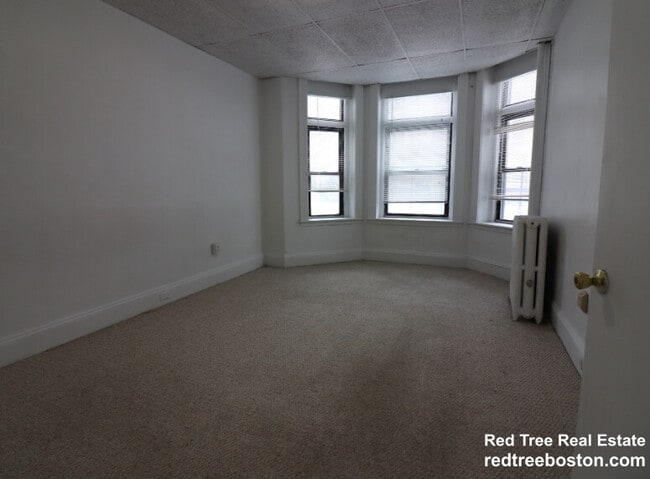 property at 409 Huntington Ave