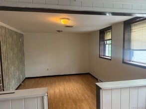 18 E Main St in Middletown, NY - Building Photo - Building Photo