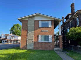 340 6th Ave in Huntington, WV - Building Photo