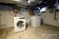 2047 Gerritt St photo'