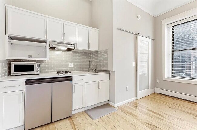 property at 362 Commonwealth Ave