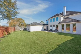 3010 Gorom Ct in Pearland, TX - Foto de edificio - Building Photo