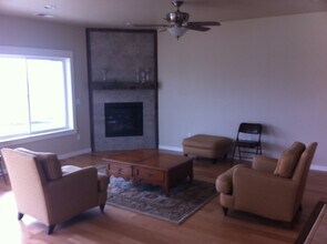 1131 Banyan Ln in Medford, OR - Building Photo - Building Photo