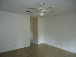 814 King Edward Pl in Austin, TX - Foto de edificio - Building Photo