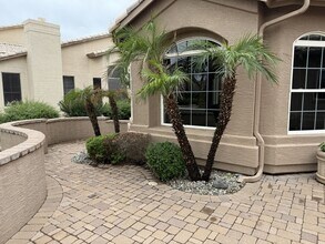 15061 W Pinchot Ave in Goodyear, AZ - Building Photo - Building Photo