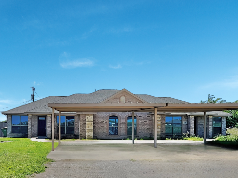 102 Jolin Ln in Weatherford, TX - Building Photo