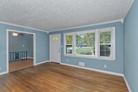 2190 Niskey Lake Rd SW in Atlanta, GA - Building Photo - Building Photo