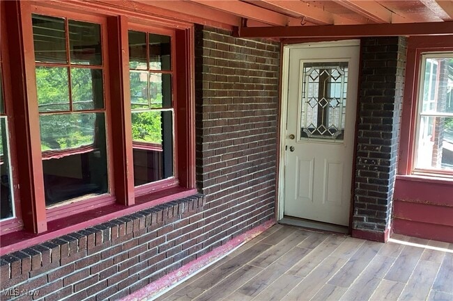 280 Fairgreen Ave in Youngstown, OH - Foto de edificio - Building Photo