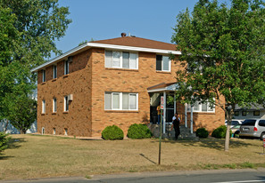 7660 Edgewood Dr Apartments