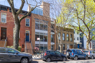 318 13th St in Brooklyn, NY - Building Photo
