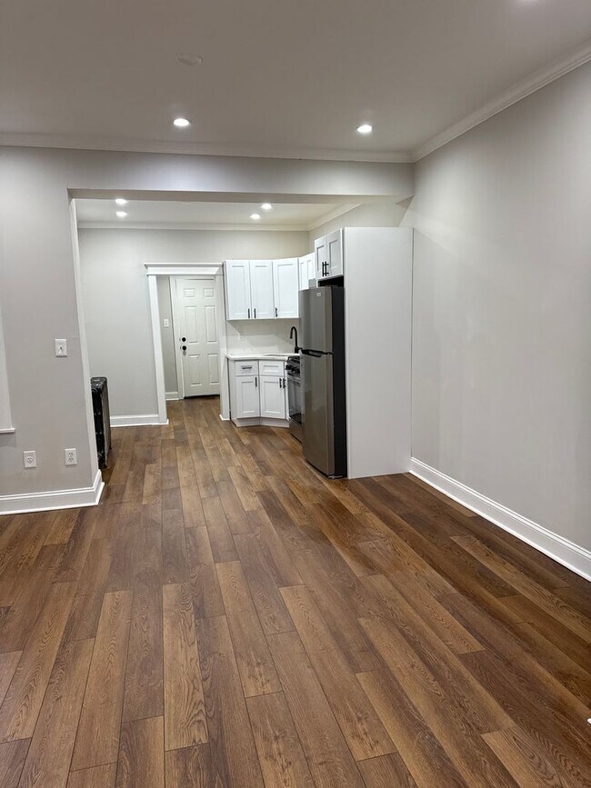 3215 N Newkirk St in Philadelphia, PA - Building Photo - Building Photo