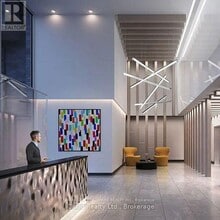 86 Dundas St E in Mississauga, ON - Building Photo - Building Photo