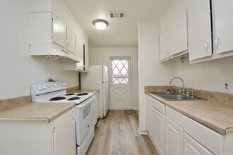 306 Wittel Ave in Opelika, AL - Building Photo - Building Photo