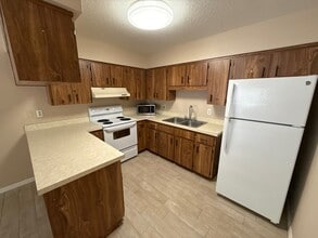 2550 E Constance Ct, Unit 3 in Hernando, FL - Foto de edificio - Building Photo