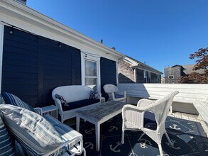 14 Dixon St in Newport, RI - Building Photo - Building Photo