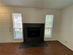 407 Parkhill Cove in Round Rock, TX - Building Photo - Building Photo